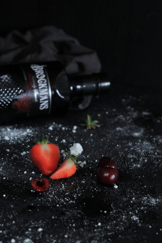 Brockmans Berry Pavlova